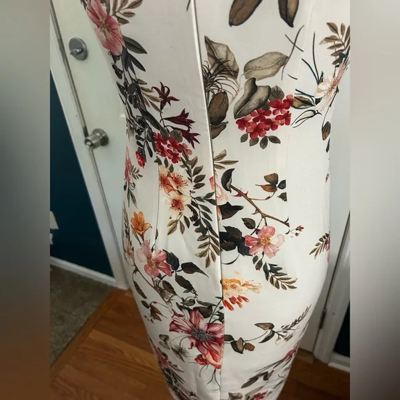 ANTONIO MELANI Ivory Floral Sheath Dress with Pink and Orange Blooms - Picture 4 of 6